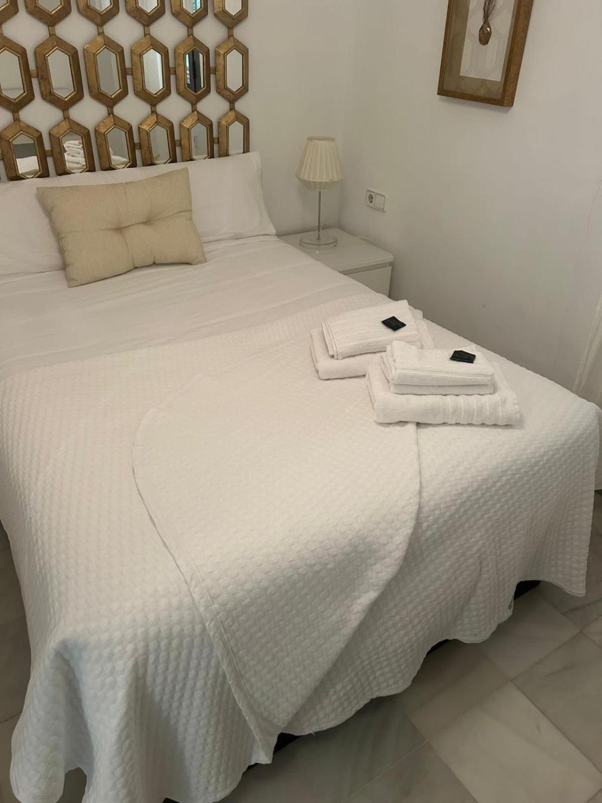 Triana Apartment Sevilla Eksteriør billede