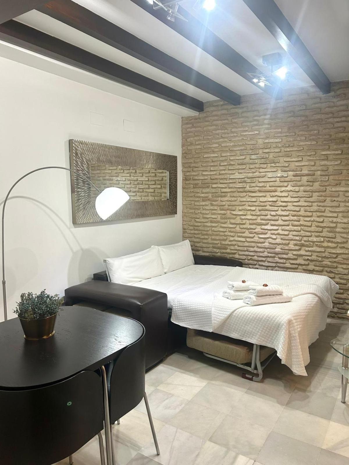 Triana Apartment Sevilla Eksteriør billede